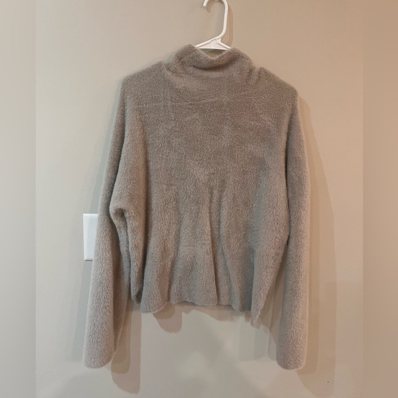 Abercrombie eyelash mockneck - Picture 5 of 6